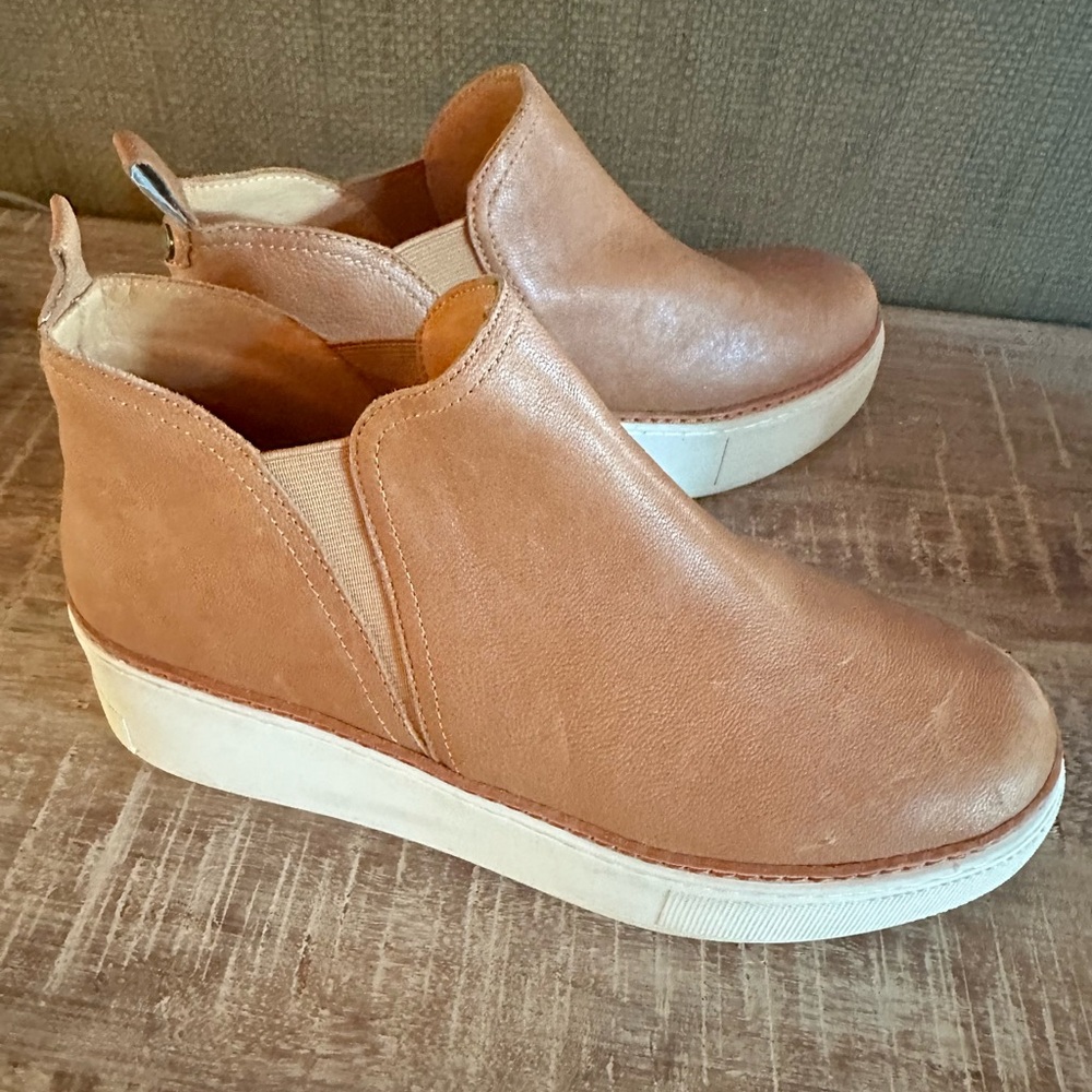 J Cole Mika Shoe